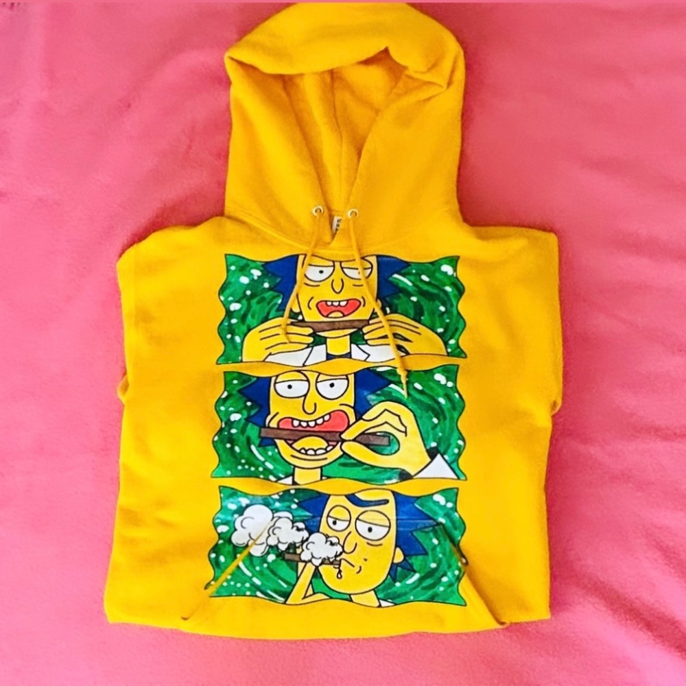 RICKxMORTY graphic hoodie/yellow